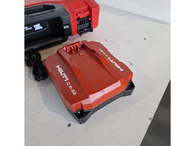 Accupakket 2x4,0ah/22v accu 1x lader hilti hilti, bouwjaar 2022 - afbeelding 5 van  5