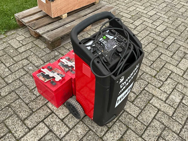 Accu's en acculader - afbeelding 5 van  10
