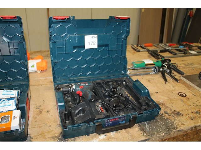 Accuschroefmachine bosch professional gsr 12v-15 fc met acculader en diverse koppen in lbox. - afbeelding 1 van  3