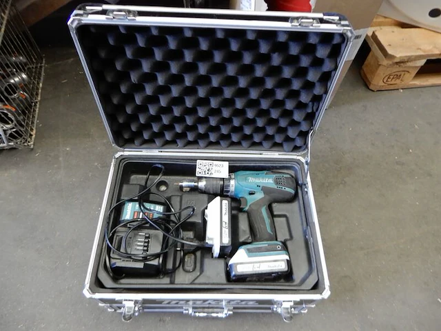 Accuschroefmachine, makita - afbeelding 1 van  4