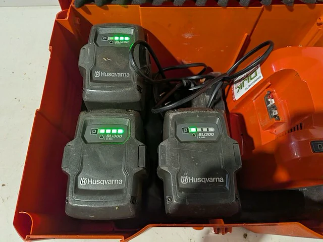Accuset husqvarna - afbeelding 3 van  7