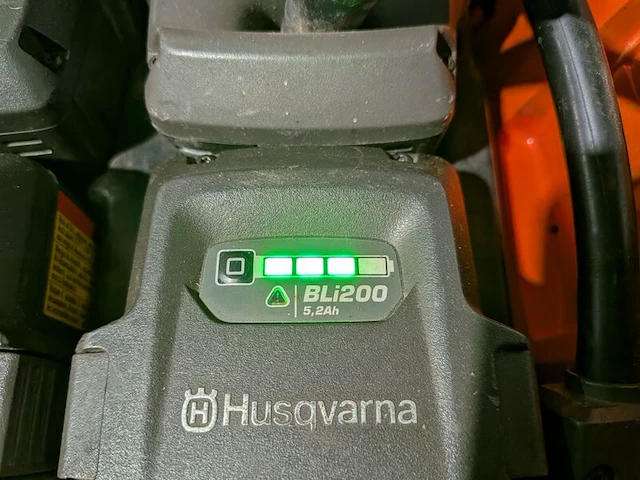 Accuset husqvarna - afbeelding 5 van  10