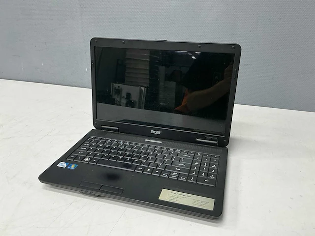 Acer - aspire series 5334 - laptop 15,6 inch - afbeelding 1 van  12