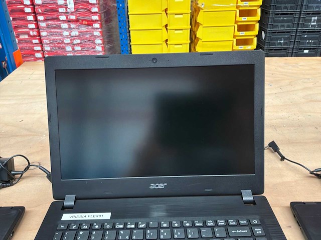 Acer aspire 1 laptop - afbeelding 3 van  4