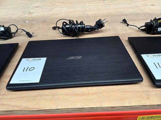 Acer aspire 1 laptop - afbeelding 4 van  4