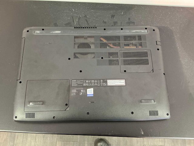 Acer aspire 5 (a517-51p) laptop - afbeelding 2 van  2