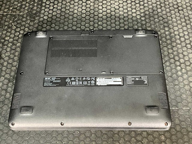 Acer aspire es 11 laptop - afbeelding 6 van  8