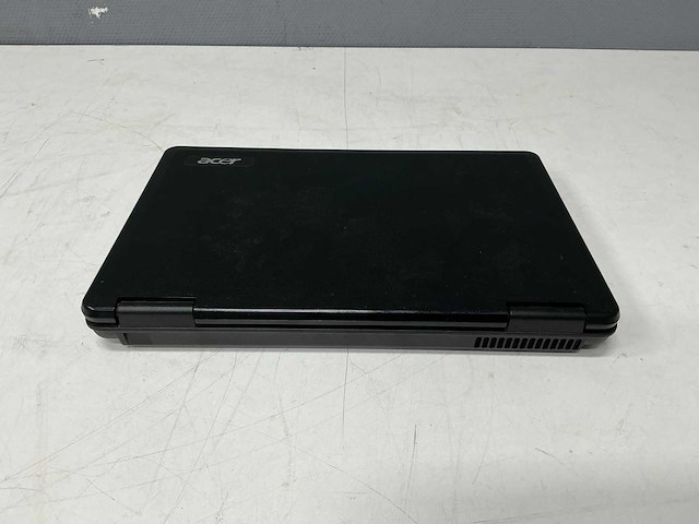 Acer aspire series 5334 laptop 15,6 inch - afbeelding 2 van  9