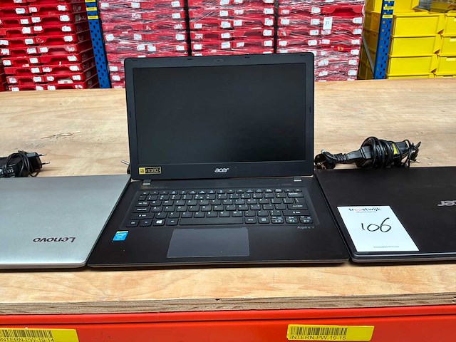 Acer aspire v laptop - afbeelding 1 van  4