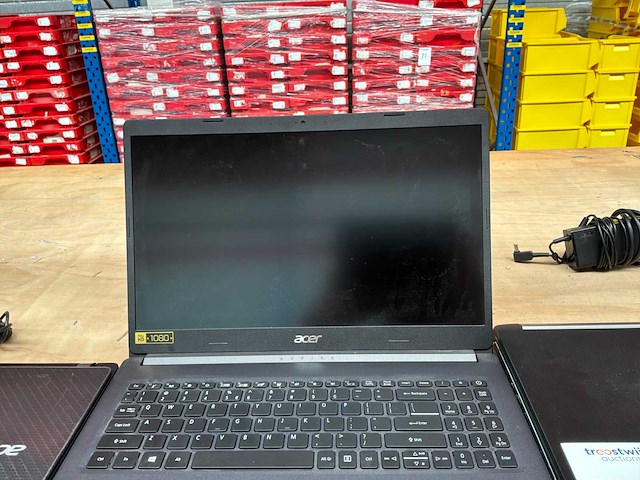 Acer aspire v laptop - afbeelding 3 van  4