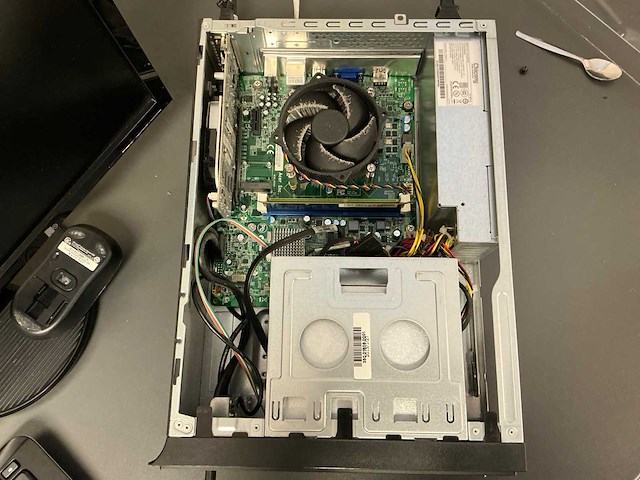 Acer aspire xc-705 desktop - afbeelding 3 van  11