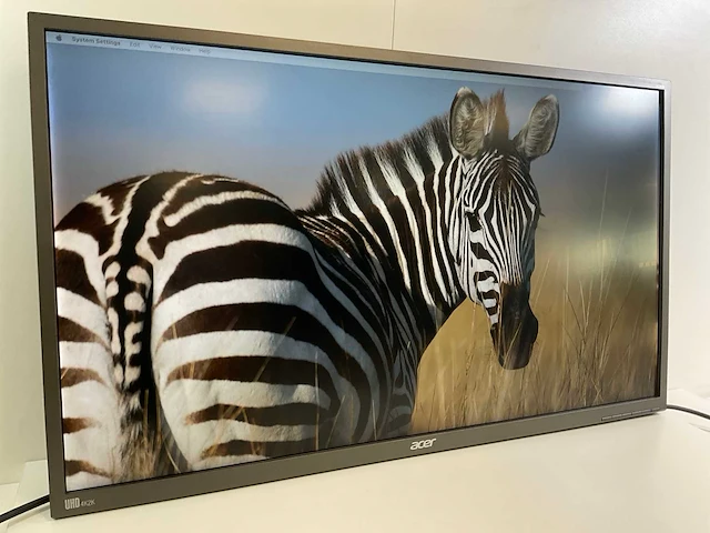 Acer (b326hk) 32”, 3840x2160 (uhd) ips monitor - afbeelding 4 van  6