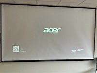 Acer beamers met elektrisch projectie scherm - afbeelding 1 van  4