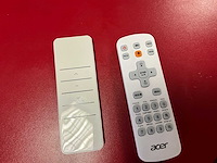 Acer beamers met elektrisch projectie scherm - afbeelding 4 van  4