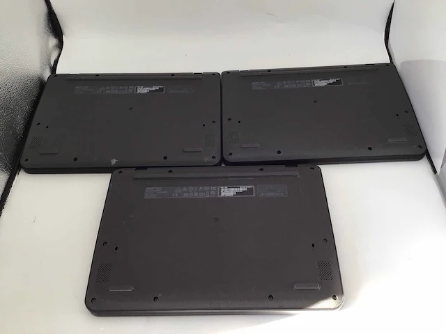 Acer c731-c93f chromebook laptop (3x) - afbeelding 4 van  5
