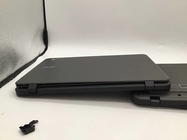 Acer chromebook c731t touch laptop (2x) - afbeelding 2 van  10