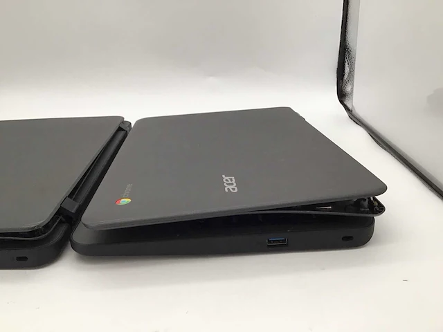 Acer chromebook c731t touch laptop (2x) - afbeelding 6 van  10