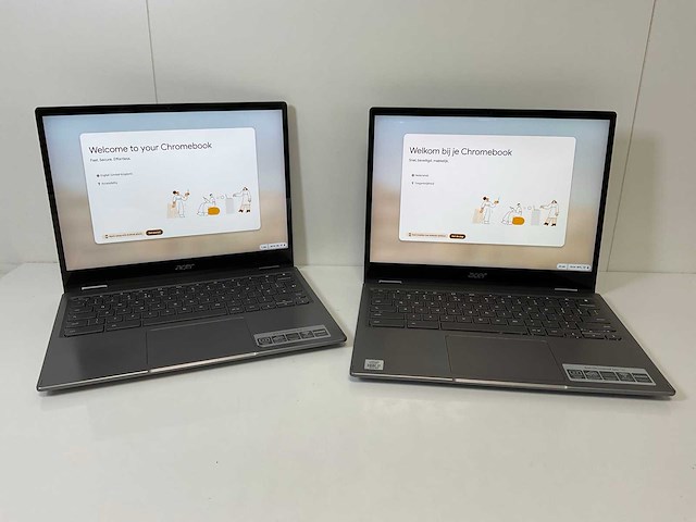 Acer mix model chromebooks - check description (2x) - afbeelding 1 van  16