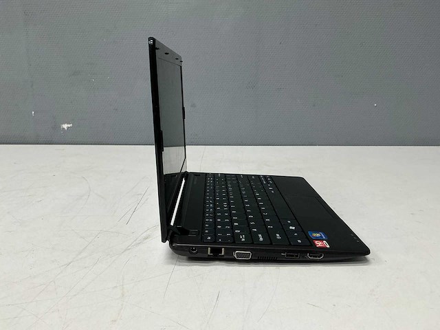 Acer p1ve6 laptop - afbeelding 8 van  10