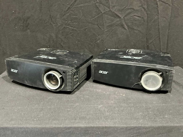 Acer p7501 beamer (2x) - afbeelding 1 van  10
