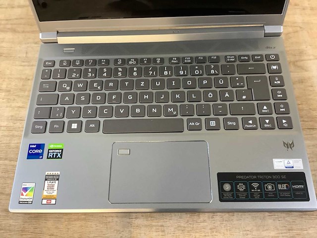 Acer predator titon 3000 laptop - afbeelding 5 van  9