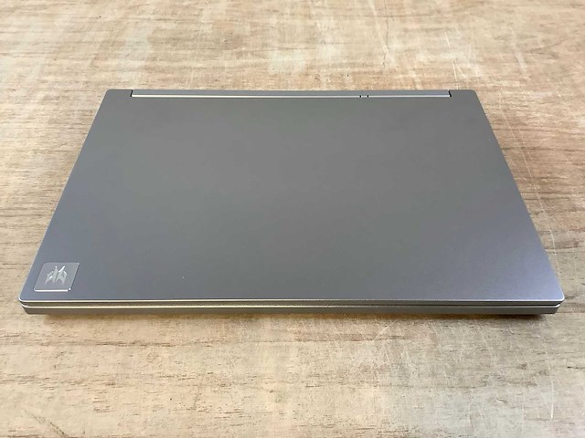 Acer predator triton 300 se laptop - afbeelding 2 van  9