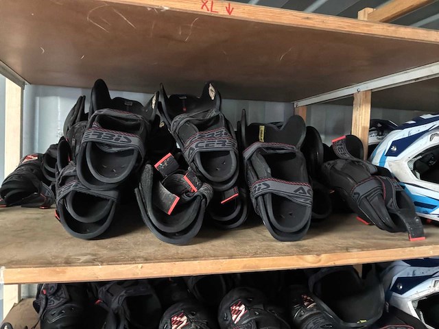 Acerbis kniebeschermer (33x) - afbeelding 5 van  6