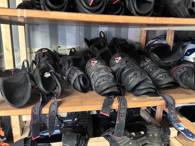 Acerbis kniebeschermer (33x) - afbeelding 6 van  6