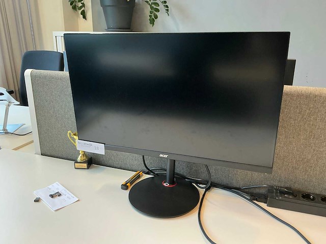 Acer/iiyama 27 inch monitor (2x) - afbeelding 1 van  4