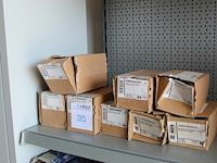 Acht deels aangebroken dozen schroeven sfs fb-fk-t30-7,5x92 en 112mm. - afbeelding 1 van  2