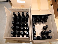 Acht dozen bock bier a 24 flessen. tht 7-26. - afbeelding 4 van  4