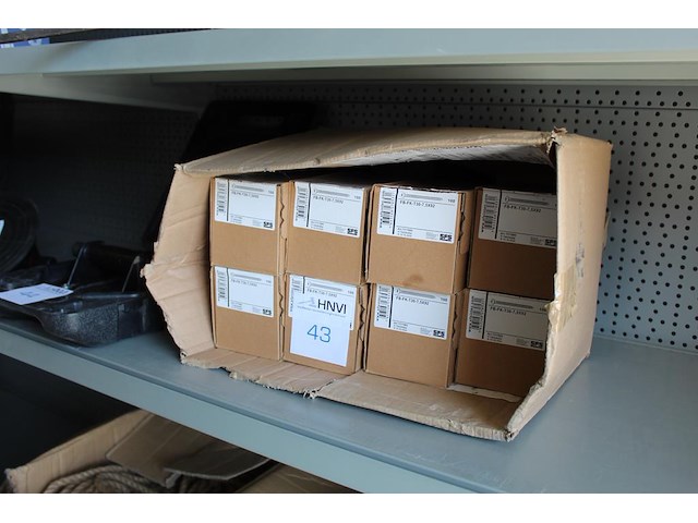 Acht dozen schroeven sfs fb-fk-t30-7,5x92 mm. - afbeelding 1 van  2