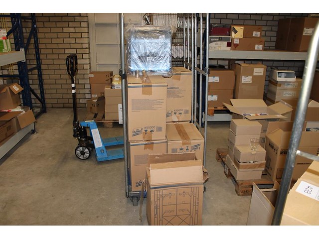 Acht handdoek dispensers voor rollen lotus enmotion k90000. - afbeelding 1 van  3