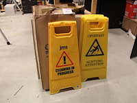 Acht inklapbare beveiligingsborden - afbeelding 1 van  3