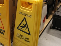 Acht inklapbare beveiligingsborden - afbeelding 2 van  3