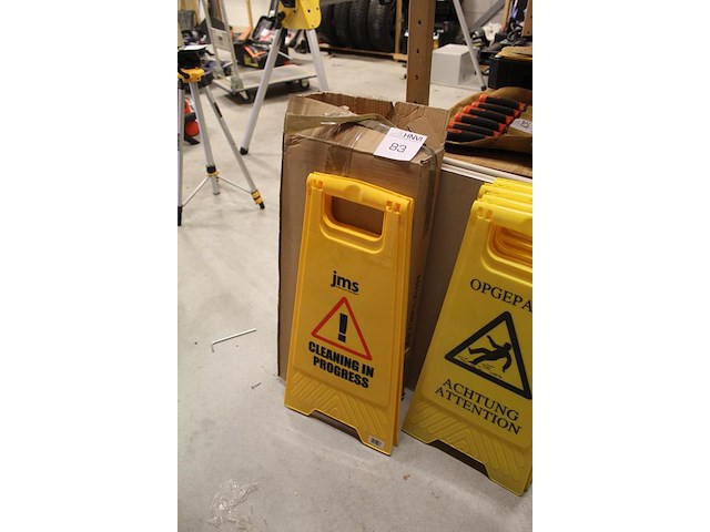 Acht inklapbare beveiligingsborden - afbeelding 3 van  3