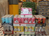 Acht verpakkingen mixdranken w.o. bacardi, malibu, passoa en captain morgan. tht vnl. 2026. totaal 108 blik... - afbeelding 1 van  4