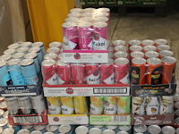 Acht verpakkingen mixdranken w.o. bacardi, malibu, passoa en captain morgan. tht vnl. 2026. totaal 108 blik... - afbeelding 1 van  2