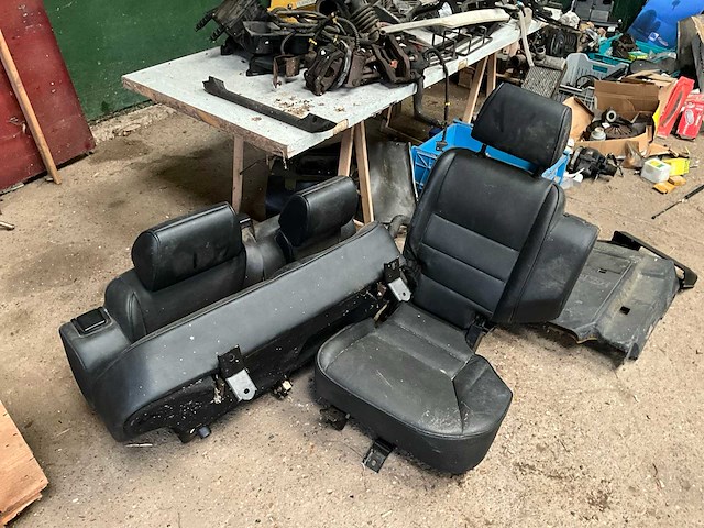 Achterbank land rover discovery - afbeelding 2 van  2