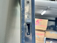 Achterdeur / garagedeur, verweij houttechniek, blauw - afbeelding 5 van  6