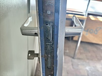 Achterdeur / garagedeur, verweij houttechniek, blauw - afbeelding 3 van  6