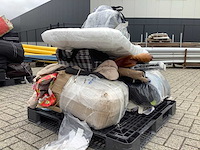 Achtergelaten bagage - afbeelding 5 van  6