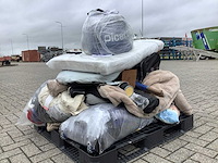 Achtergelaten bagage - afbeelding 6 van  6