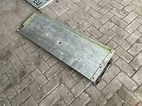 Achterklep vrachtwagen - afbeelding 7 van  14