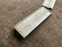 Achterklep vrachtwagen - afbeelding 8 van  14