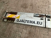 Achterklep vrachtwagen - afbeelding 9 van  14