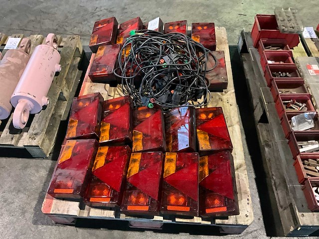 Achterlamp set (10x) - afbeelding 2 van  3