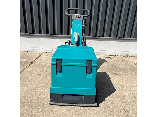 Achterloop schrob- zuigmachine, tennant, 5010, groen, urenstand 82,3 uur, kabel 220v - afbeelding 2 van  7