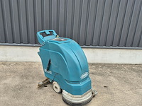 Achterloop schrob- zuigmachine, tennant, 5100, groen