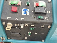 Achterloop schrob- zuigmachine, tennant, 5100, groen - afbeelding 6 van  6